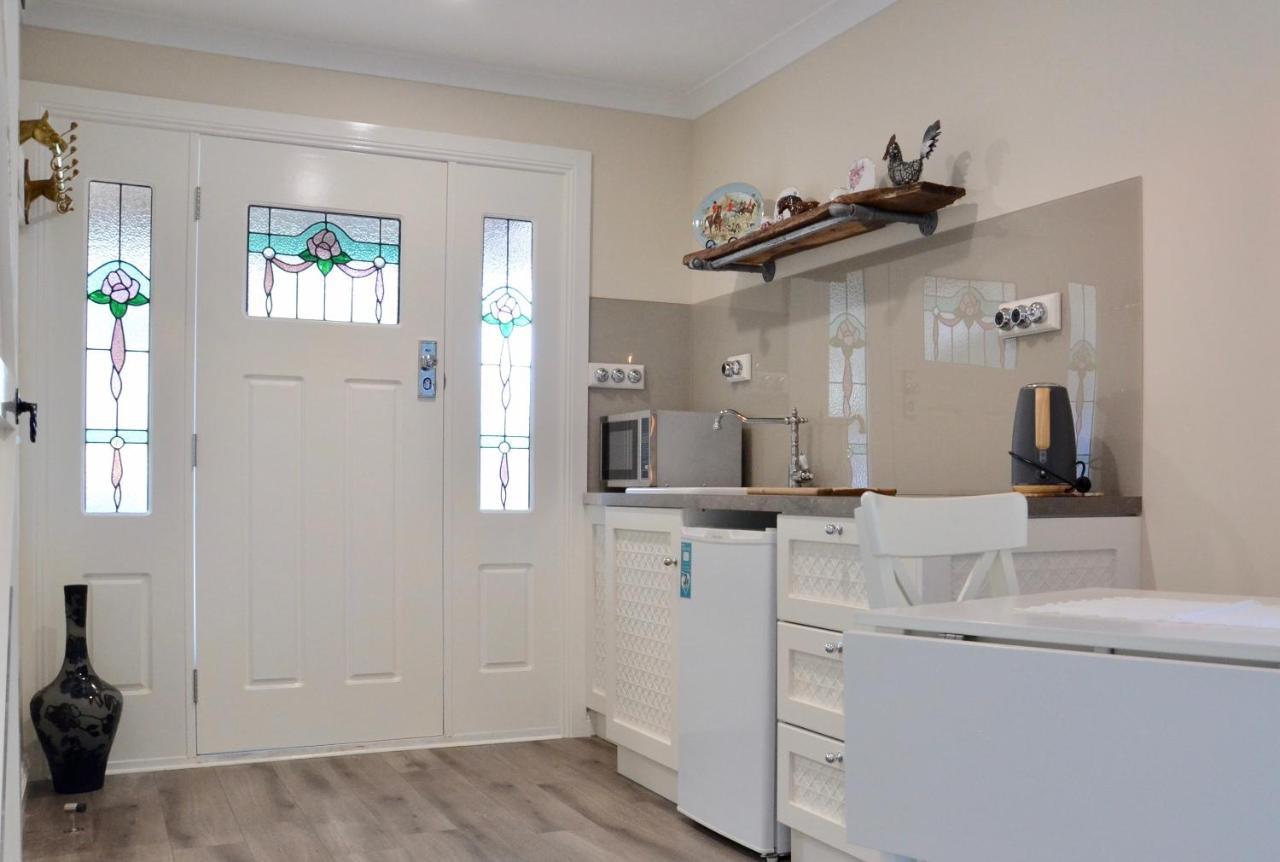 فندق The Stables Wandin North المظهر الخارجي الصورة